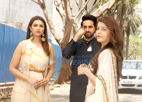 parineeti and ayushmann on the sets of colors 2