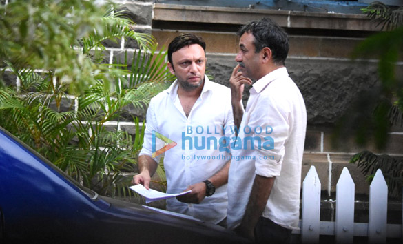 rajkumar hirani snapped on the sets of sanjay dutts biopic in mumbai 5
