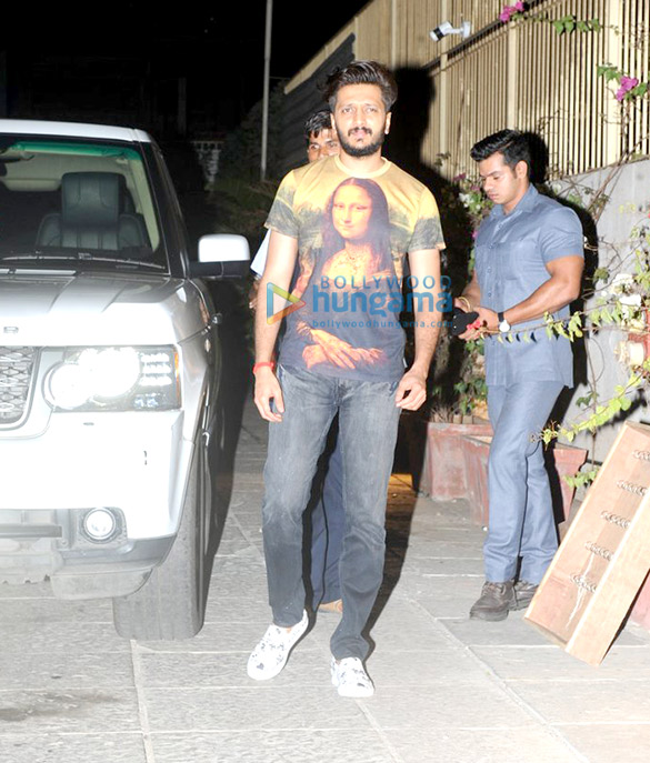 ritiesh deshmukh snapped at su casa lounge 1