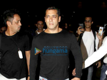 Salman Khan, Karan Johar, Sonam Kapoor, Sunil Shetty and Anil Kapoor snapped at the airport