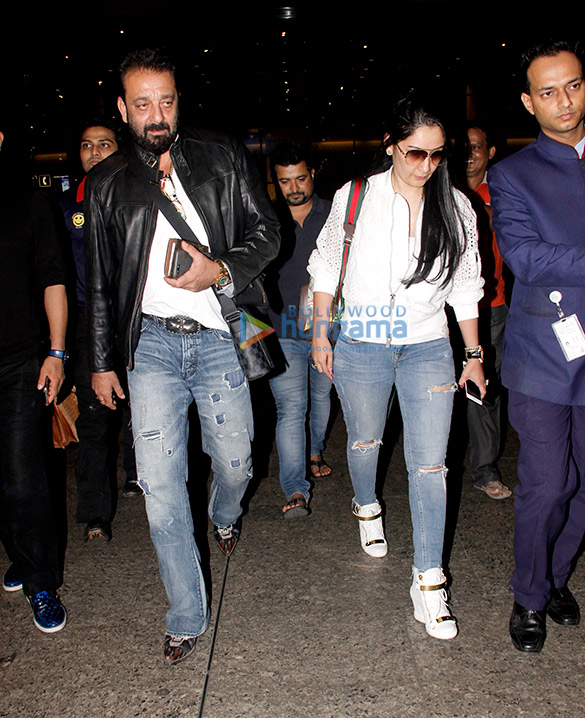 Sanjay Dutt, Aishwarya Rai Bachchan & Bipasha Basu snapped at the airport Sanjay Dutt, Aishwarya Rai Bachchan & Bipasha Basu snapped at the airport