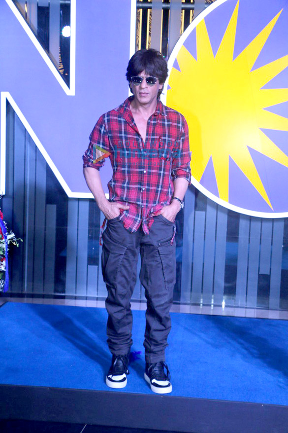 shah rukh unveils the new inox at rcity mall 6