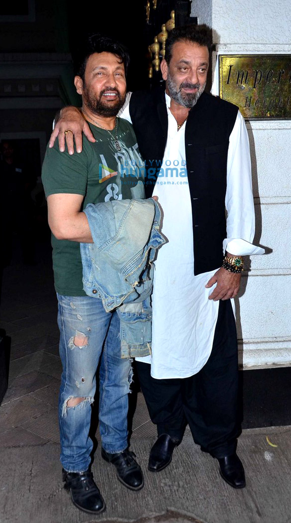 shekhar suman and r madhavan snapped post dinner at sanjay dutts house 1
