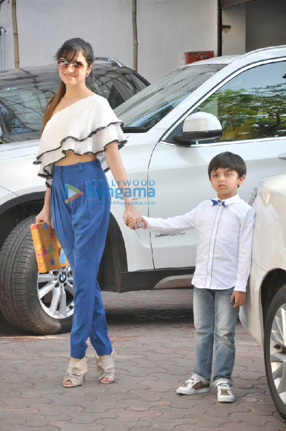 shilpa shetty and her family snapped on the occassion of her son viaan raj kundras birthday 4