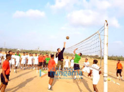 Spotted: Akshay Kumar playing volleyball at INS Hamla in Mumbai