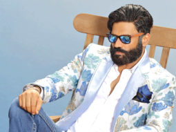 Suniel Shetty BREAKS down remembering his dad