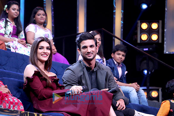 sushant singh rajput and kriti sanon promote their film raabta on sa re ga ma pa lil champs 1