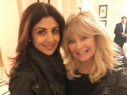 This picture of Shilpa Shetty meeting Goldie Hawn has gone viral on the web
