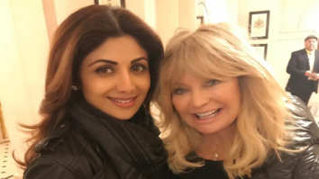 This picture of Shilpa Shetty meeting Goldie Hawn has gone viral on the web