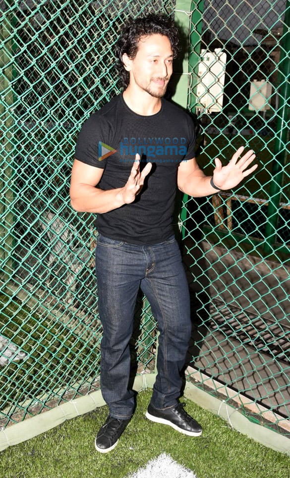 tiger shroff and adah sharma at super soccer tournament finals 6