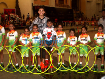 Urvashi Rautela graces the event to establish a world record for hula hooping while roller skating