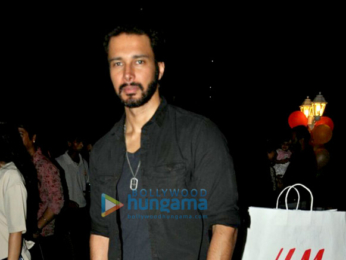 Zareen Khan, Sana Khan, Sharman Joshi and many more at Vishal Pandya's birthday bash