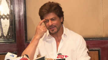 Shah Rukh Khan Has HILARIOUS Fun With A Reporter On EID