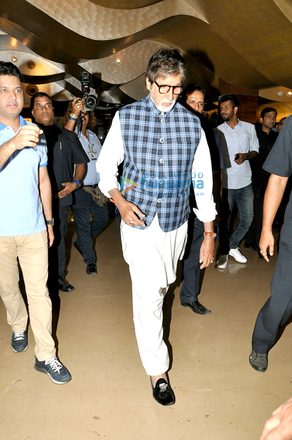 amitabh bachchan unveils amruta fadnavis music album phir se 4