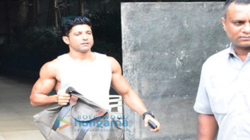 Farhan Akhtar snappped post his gym session in Bandra