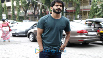 Harshvardhan Kapoor, Athiya Shetty and others snapped post lunch at Bastian