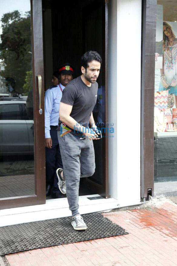 harshvardhan kapoor athiya shetty and others snapped post lunch at bastian 4