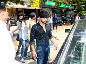 Himesh Reshammiya and his wife snapped in family court