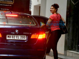 Jacqueline Fernandez snapped post her gym session in Bandra