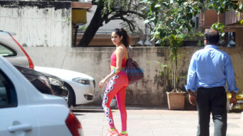Jhanvi Kapoor looks pretty in pink post gym session