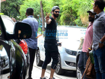 Kareena Kapoor Khan, Amrita Arora, Shahid Kapoor, Bipasha Basu, and Karan Singh Grover snapped outside the gym