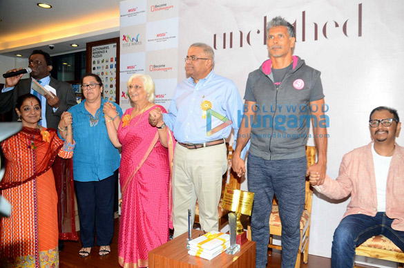 milind soman snapped at a book launch in bandra 1
