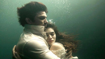 OMG! Sushant Singh Rajput and Kriti Sanon looking stunning together UNDERWATER!