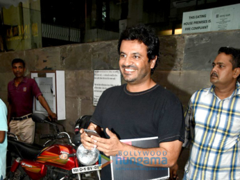Parineeti Chopra and Vikas Bahl snapped post a meeting at Indigo Bandra