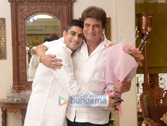 Raj Babbar's birthday celebrations at home in Juhu