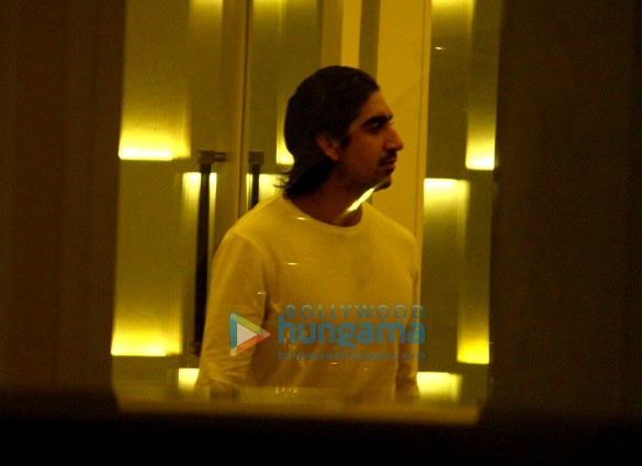 ranbir aditya and varun snapped post dinner 4