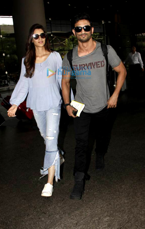 ranveer singh sushant singh rajput and kriti sanon spotted at the airport today 5