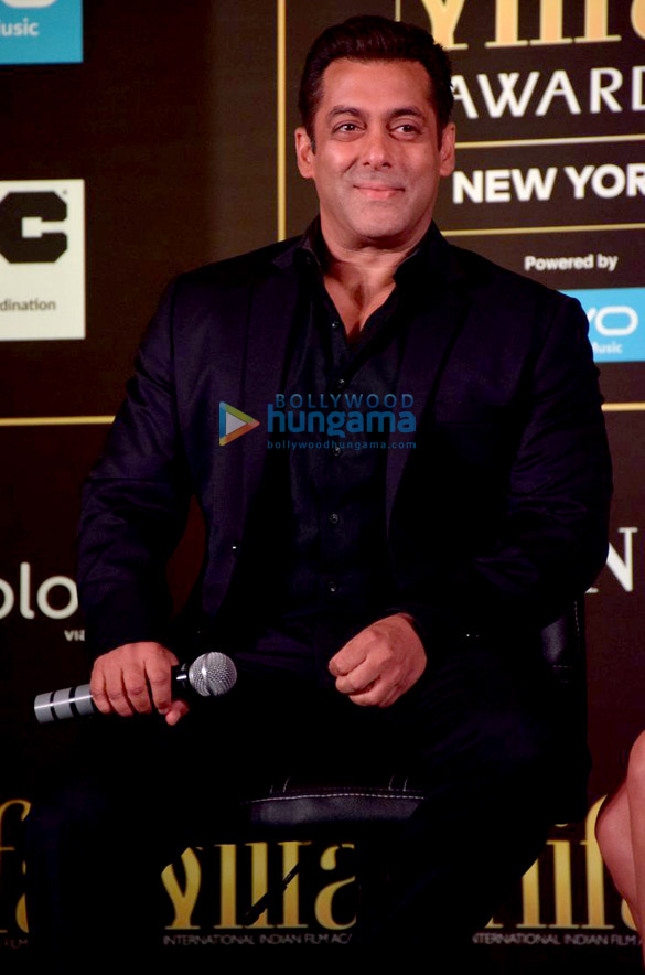 salman khan alia bhatt and katrina kaif grace the press conference of 18th iifa awards 2017 8