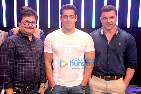 salman khan and sohail khan promote their film tubelight on sets of the show taarak mehta ka ooltah chashma 5