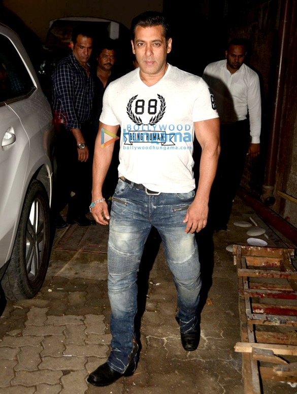 salman khan and sohail khan snapped at tubelight promotions 8
