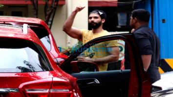 Shahid Kapoor, Mira Rajput & Misha snapped outside their gym in Bandra