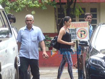 Shahid Kapoor, Mira Rajput, Kareena Kapoor Khan, Amrita Arora and Niddhi Agerwal snapped at the gym