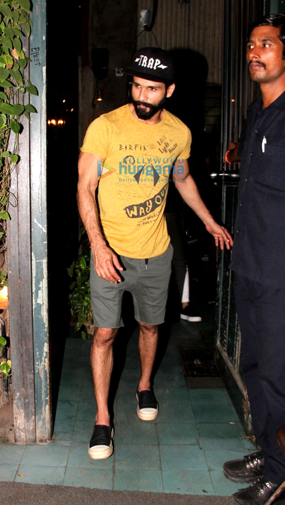 Shahid Kapoor and Mira Rajput snapped post dinner at Pali Village Cafe