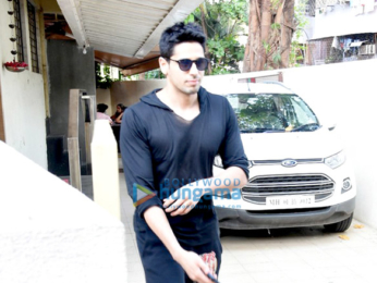 Sidharth Malhotra snapped post meeting in Bandra