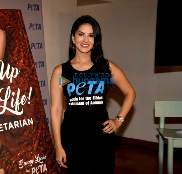 sunny leone grace peta newest spice up your life go vegetarian campaign 1