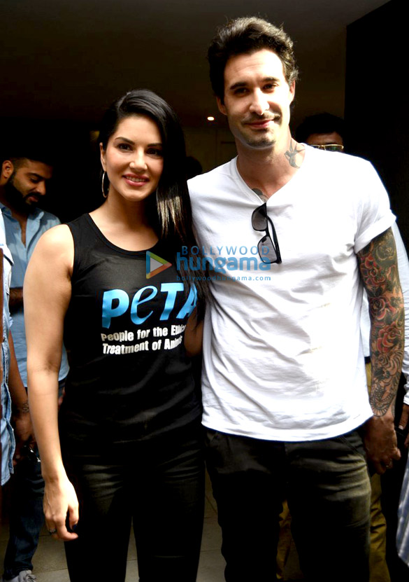 sunny leone grace peta newest spice up your life go vegetarian campaign 6