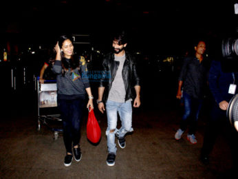 The hunky Shahid Kapoor and his wife Mira, Esha Deol and her husband Bharat snapped at the airport