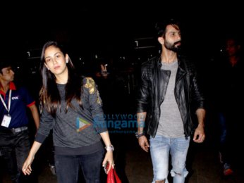 The hunky Shahid Kapoor and his wife Mira, Esha Deol and her husband Bharat snapped at the airport
