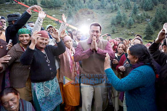 tubelight 2 6