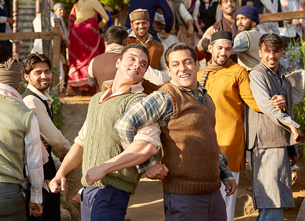 Tubelight (28)