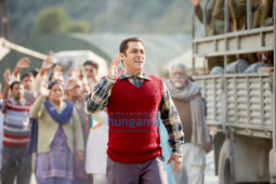 Movie Stills Of The Movie Tubelight