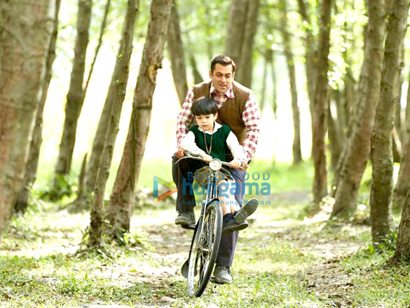 tubelight 54 2