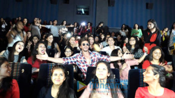 WOW! When Shah Rukh Khan met all the Sejals in Ahmedabad