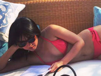 HOT: Salman Khan’s Tubelight co-star Zhu Zhu is a sultry siren in a sexy bikini photo and it’s going viral HOT: Salman Khan’s Tubelight co-star Zhu Zhu is a sultry siren in a sexy bikini photo and it’s going viral