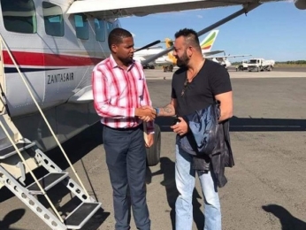 AWESOME! Birthday boy Sanjay Dutt goes on a safari vacation to THIS LOCATION alongwith his BEST FRIEND! We have the details! AWESOME! Birthday boy Sanjay Dutt goes on a safari vacation to THIS LOCATION alongwith his BEST FRIEND! We have the details!
