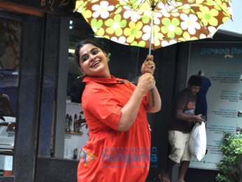 Ace film maker Nitesh Tiwari and his wife Ashwiny Iyer Tiwari snapped together